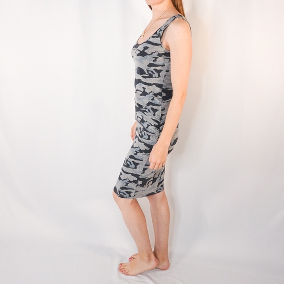 MONROW Grey Camouflage Ruched Body-Con Midi Dress - Picture 5 of 6